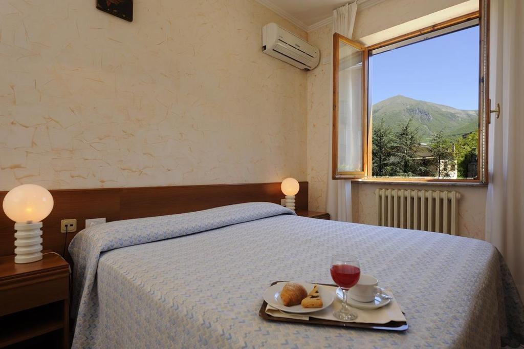 Hotel Europa Norcia Quarto foto