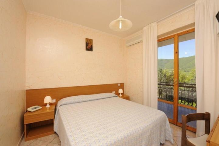 Hotel Europa Norcia Quarto foto